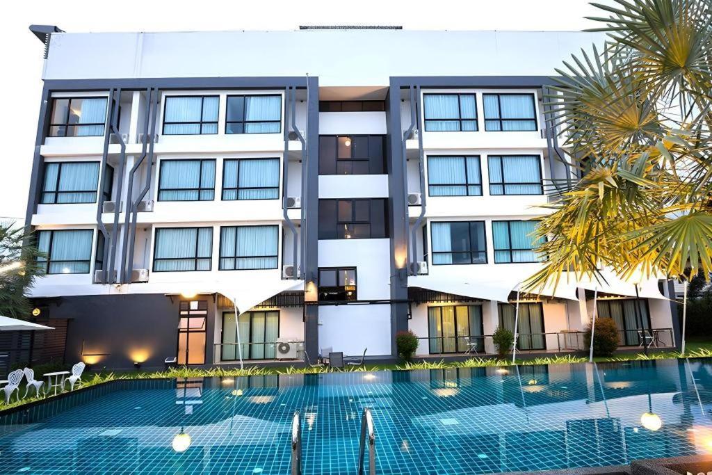 Udtel Boutique Hotel Udonthani Ngoại thất bức ảnh
